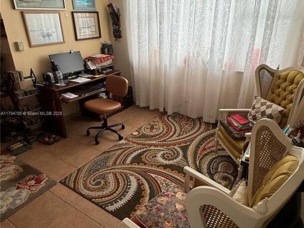 4330 Hillcrest Dr 214, Hollywood FL 33021