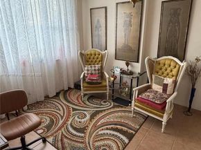4330 Hillcrest Dr 214, Hollywood FL 33021