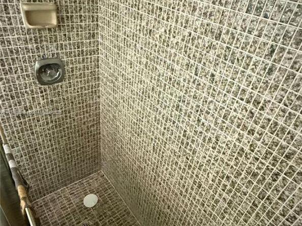 4330 Hillcrest Dr 214, Hollywood FL 33021