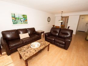 201 178th Dr 323, Sunny Isles Beach FL 33160