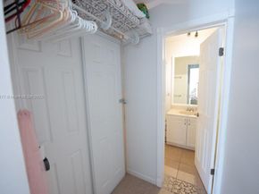 201 178th Dr 323, Sunny Isles Beach FL 33160