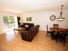 201 178th Dr 323, Sunny Isles Beach FL 33160