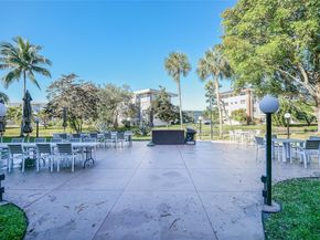 3051 NW 46th Ave 101, Lauderdale Lakes FL 33313