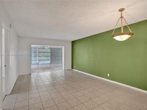 3051 NW 46th Ave 101, Lauderdale Lakes FL 33313