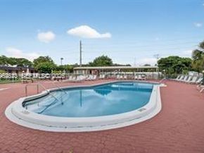 3051 NW 46th Ave 101, Lauderdale Lakes FL 33313