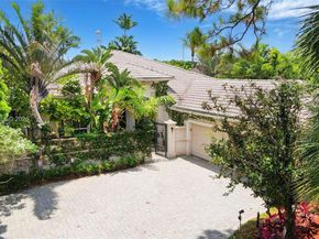 8244 Lakeview Dr, West Palm Beach FL 33412