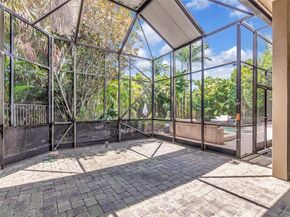 8244 Lakeview Dr, West Palm Beach FL 33412