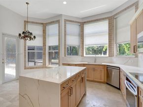 8244 Lakeview Dr, West Palm Beach FL 33412