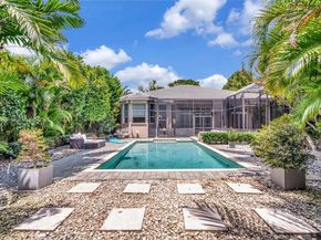 8244 Lakeview Dr, West Palm Beach FL 33412