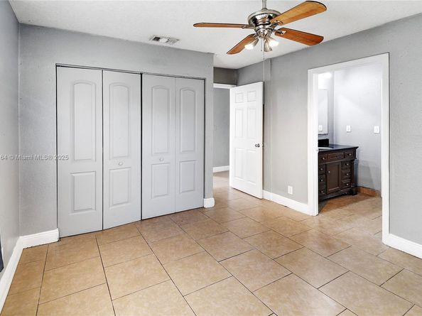 1722 NW 8th Ct, Fort Lauderdale FL 33311