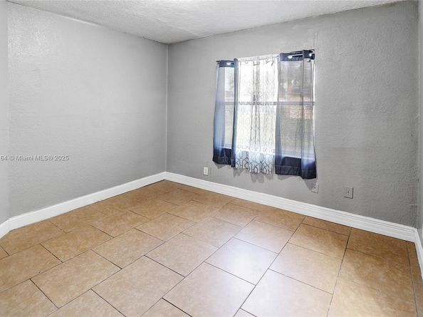 1722 NW 8th Ct, Fort Lauderdale FL 33311