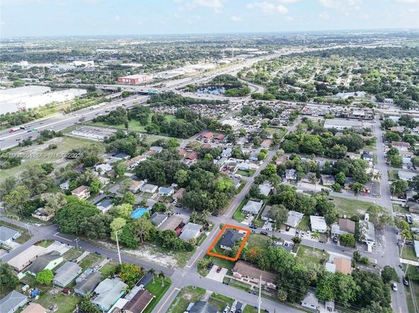 1722 NW 8th Ct, Fort Lauderdale FL 33311