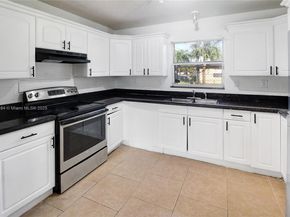 1722 NW 8th Ct, Fort Lauderdale FL 33311