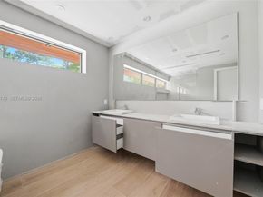 4150 Loquat Ave, Miami FL 33133