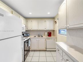 73 Farnham D 73, Deerfield Beach FL 33442