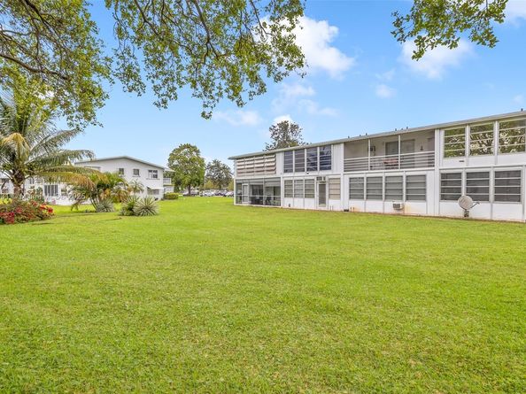 73 Farnham D 73, Deerfield Beach FL 33442