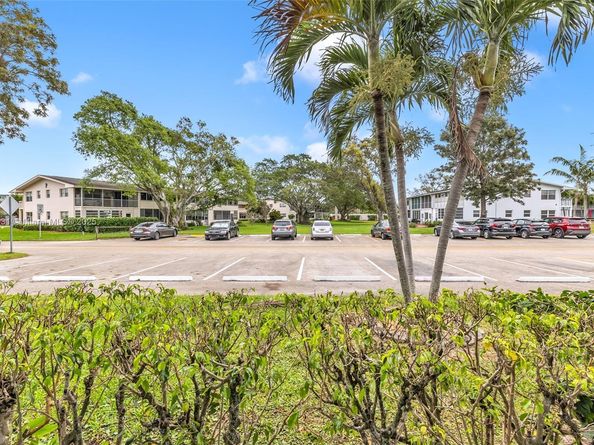 73 Farnham D 73, Deerfield Beach FL 33442
