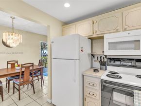 73 Farnham D 73, Deerfield Beach FL 33442