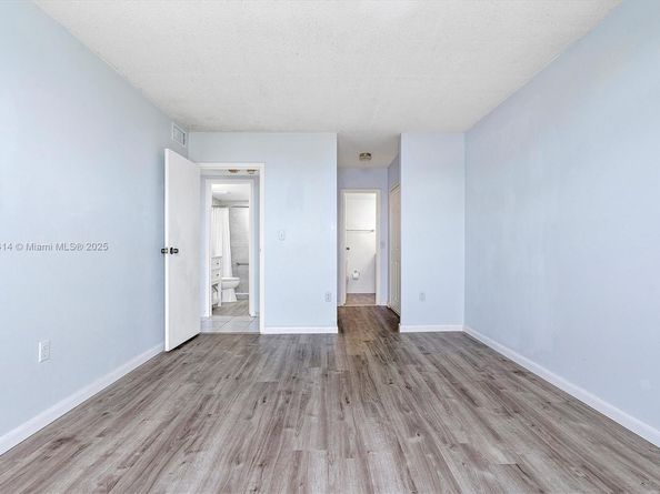 2500 NE 135th St B206, North Miami FL 33181