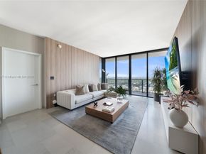 88 SW 7th St 3910, Miami FL 33130