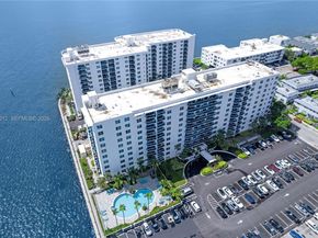 7501 E Treasure Dr 3M, North Bay Village FL 33141