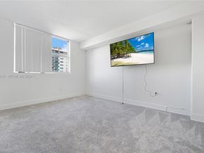 7501 E Treasure Dr 3M, North Bay Village FL 33141