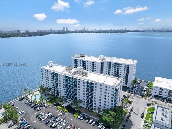 7501 E Treasure Dr 3M, North Bay Village FL 33141