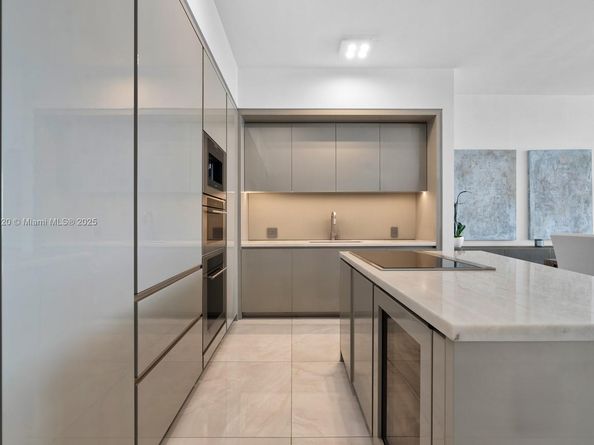 18975 Collins Ave 2101, Sunny Isles Beach FL 33160