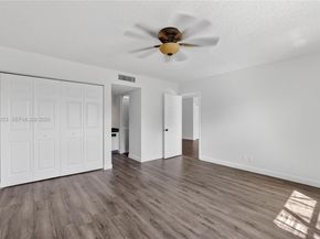 6201 N Falls Cir Dr 207, Lauderhill FL 33319