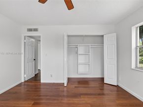 6201 N Falls Cir Dr 207, Lauderhill FL 33319