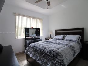 3330 NE 13th Cir Dr 11122, Homestead FL 33033