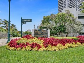 3400 NE 192nd St 609, Aventura FL 33180