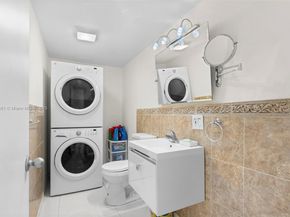 3731 N Country Club Dr 127, Aventura FL 33180