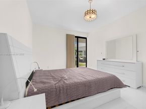 3731 N Country Club Dr 127, Aventura FL 33180
