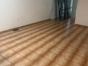 200 177th Dr 107, Sunny Isles Beach FL 33160