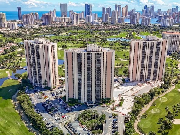 20301 W Country Club Dr 2428, Aventura FL 33180