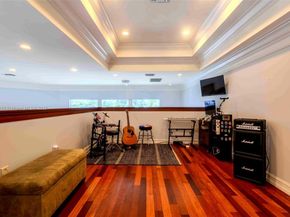 4241 NE 23 Terrace, Lighthouse Point FL 33064