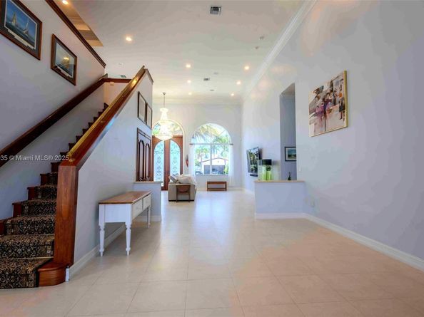 4241 NE 23 Terrace, Lighthouse Point FL 33064