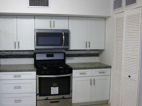 7133 SW 109th Ct, Miami FL 33173