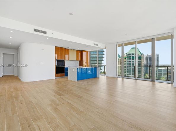 2678 Tigertail Ave 1501, Miami FL 33133