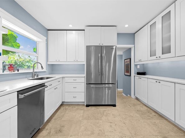 608 NW 25th St, Wilton Manors FL 33311