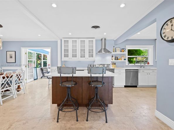 608 NW 25th St, Wilton Manors FL 33311
