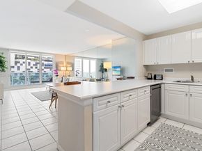 2301 Collins Ave 404, Miami Beach FL 33139