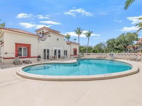 6709 N Kendall Dr 229, Pinecrest FL 33156