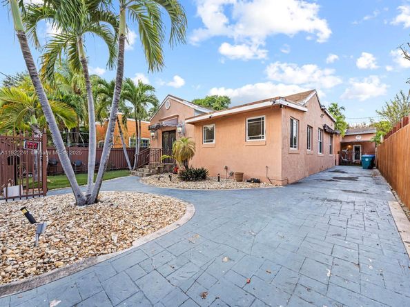 37 NW 47th Ter, Miami FL 33127