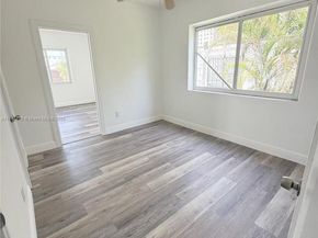 1450 NW 35th St, Miami FL 33142