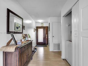 10836 NW 30th Pl 354, Sunrise FL 33322