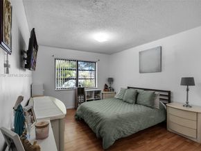 10836 NW 30th Pl 354, Sunrise FL 33322