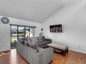 10836 NW 30th Pl 354, Sunrise FL 33322