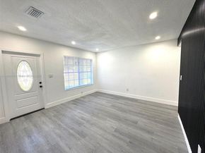 9221 Broad Manor Rd, Miami FL 33147
